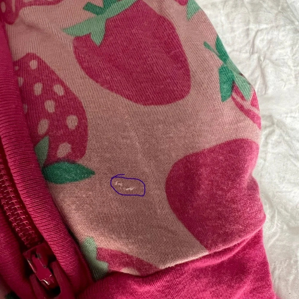 Little Sleepies Sweet Strawberries Zippy Pajamas Size 12-18 Months GUC - Picture 8 of 9